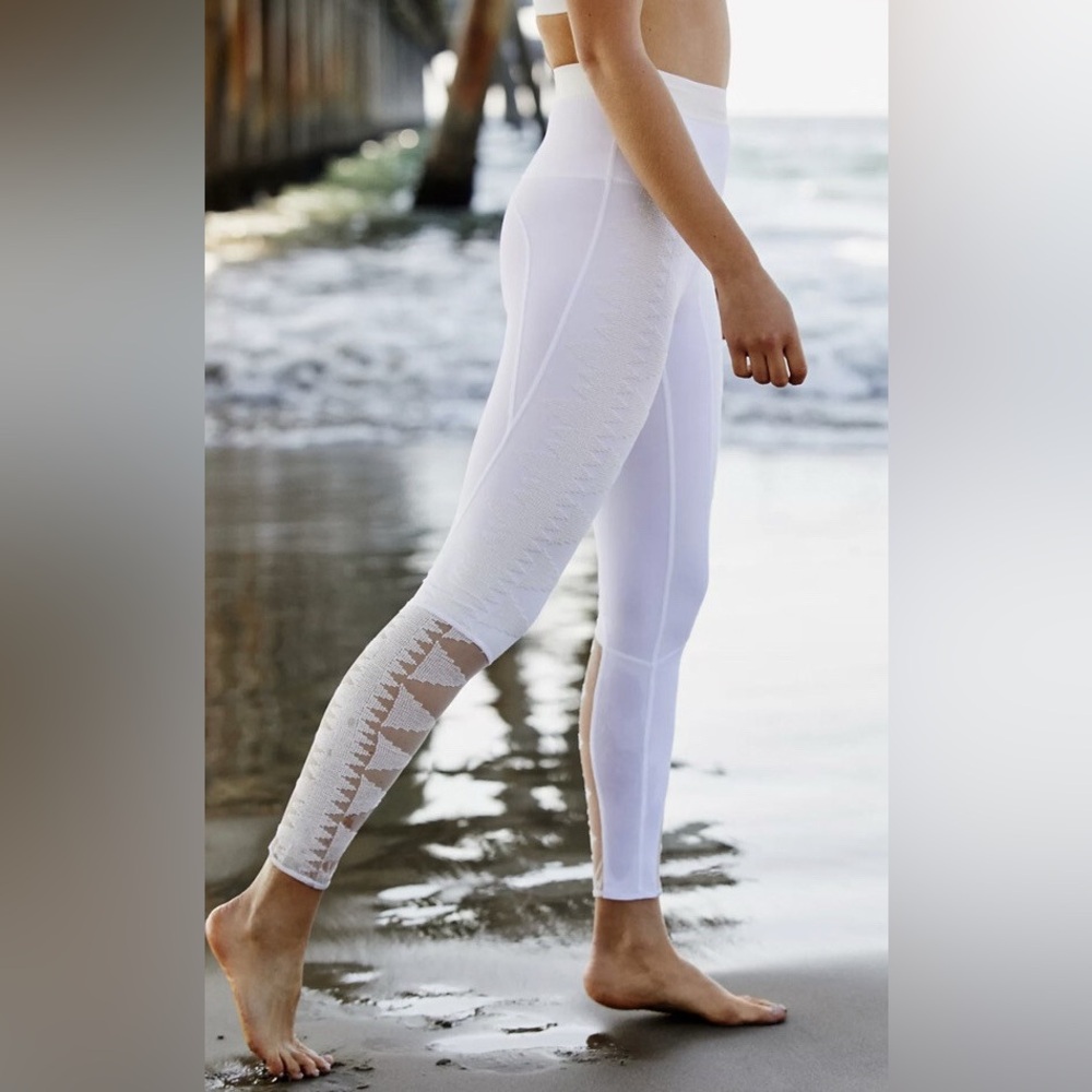FP Movement White Embroidered Mesh Leggings Sz S